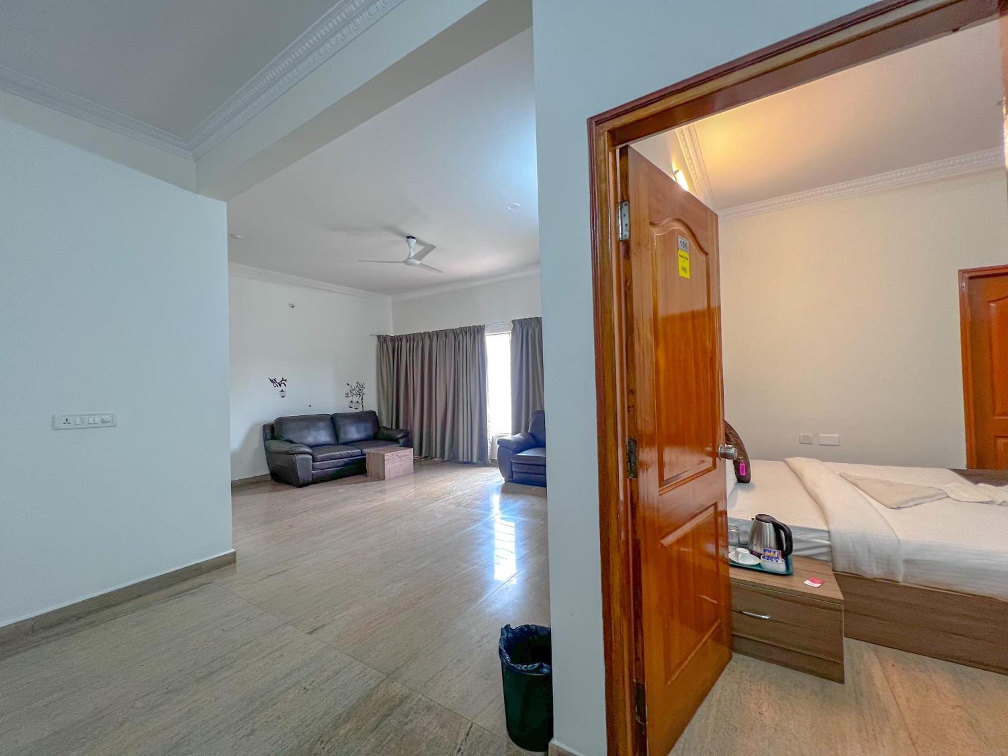Hotel Elite By Agira Hotels-Free Airport Pickup Or Drop Yelahanka Bagian luar foto