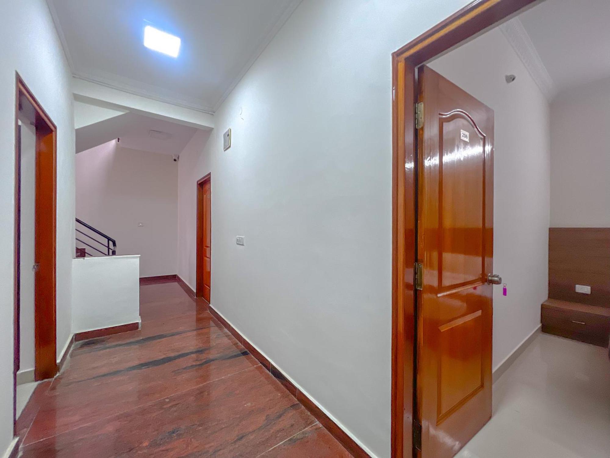 Hotel Elite By Agira Hotels-Free Airport Pickup Or Drop Yelahanka Bagian luar foto